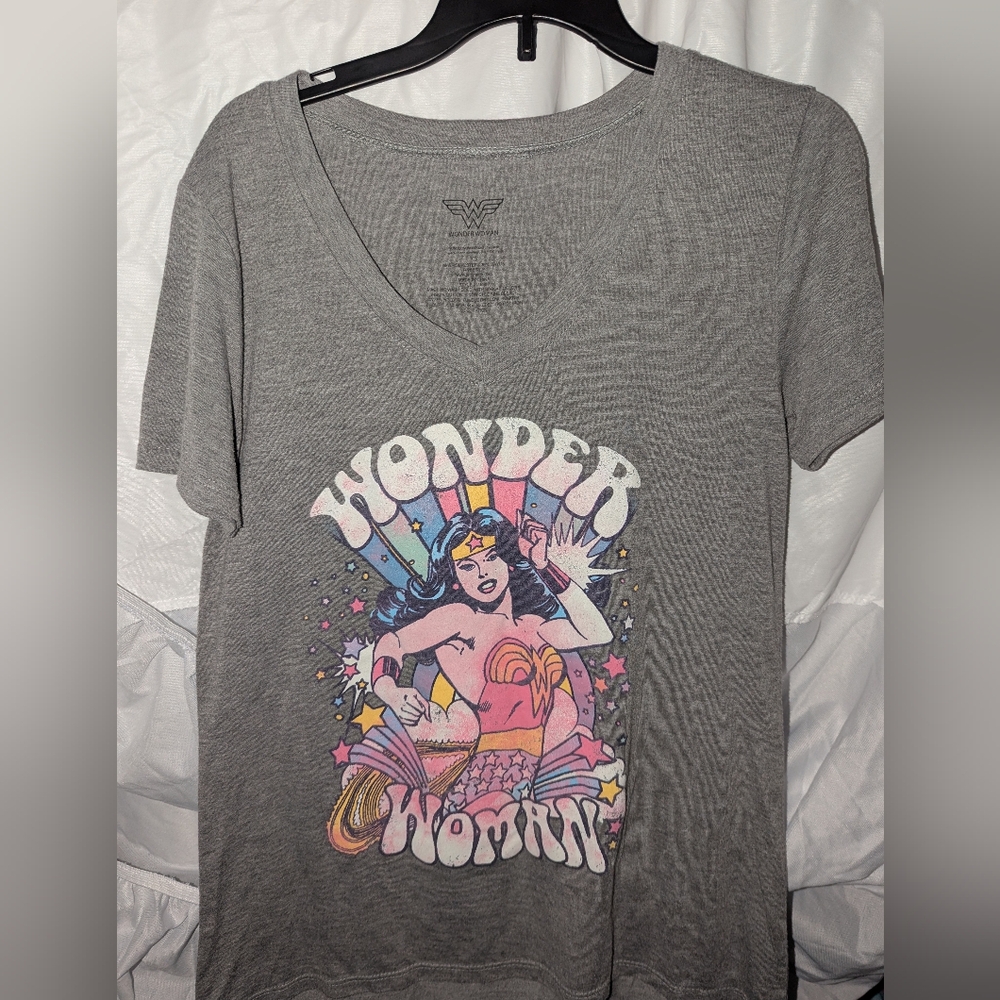 Vintage Style Women's‎ XS Wonder Woman Graphic T-shirt